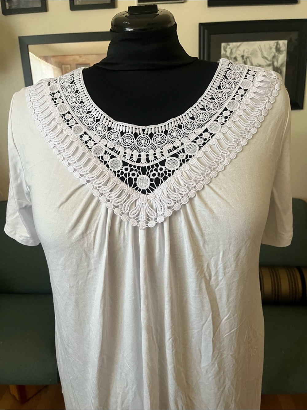 Women's Cream Crochet V-Neck Tunic Top
